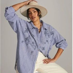 Anthropologie | Pilcro oversized embroidered button down- size XS